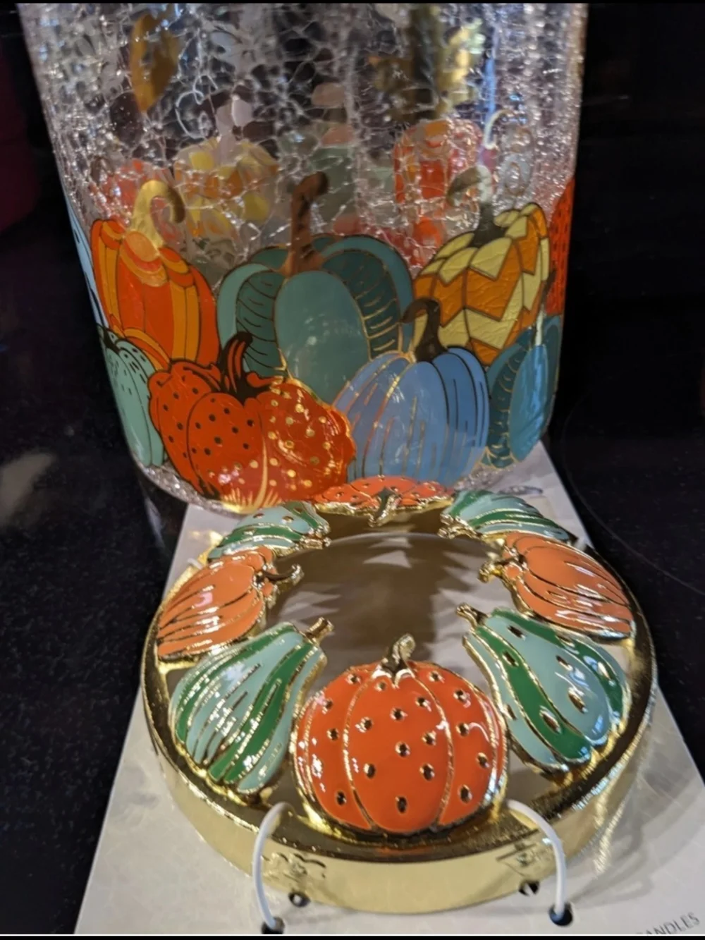 Yankee Candle Fall Gourds, Pumpkins & Dancing Leaves Holder Jar & Illuma Topper